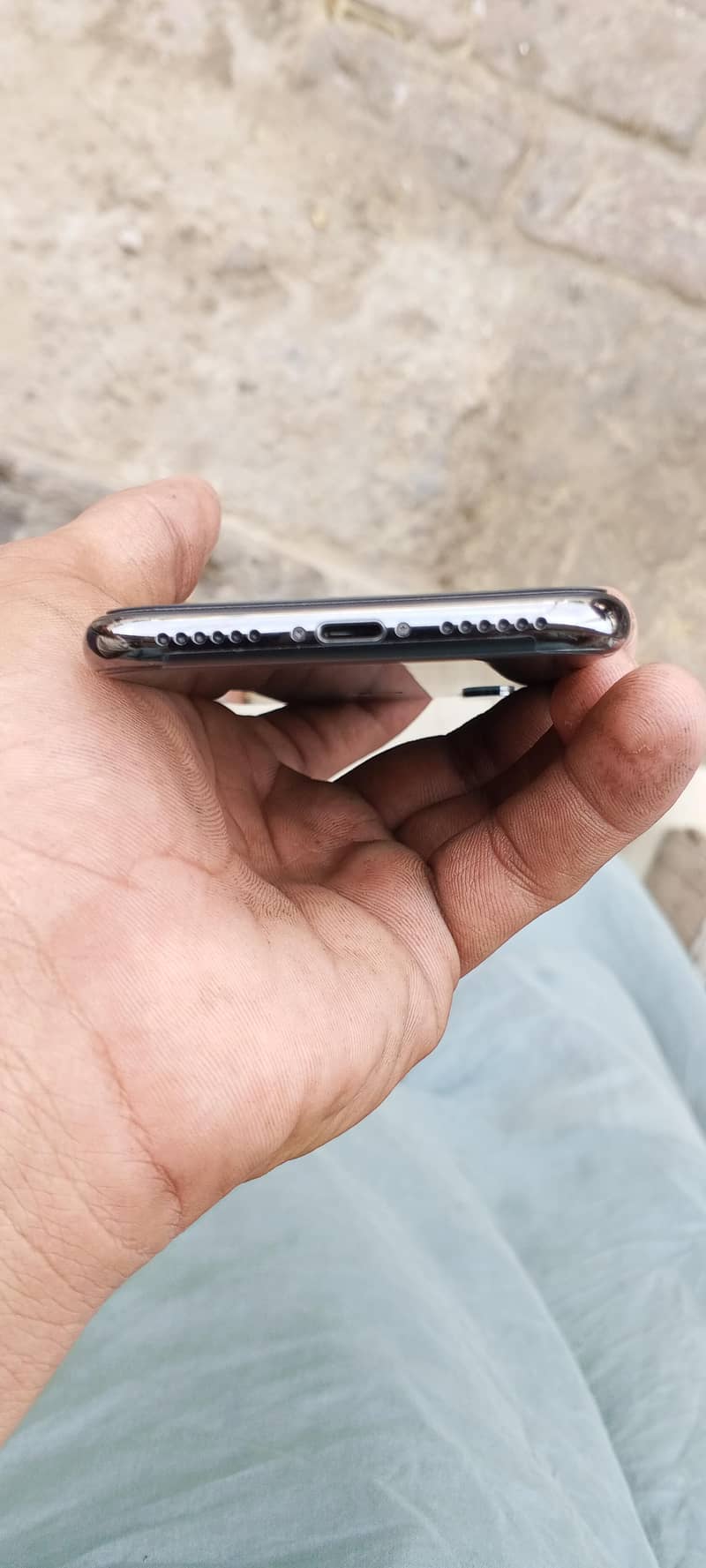 Apple iPhone X 4