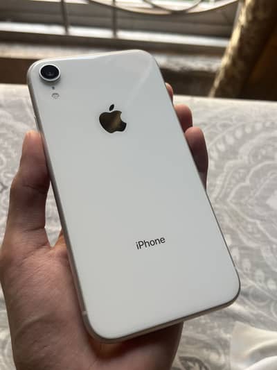 Apple iPhone XR