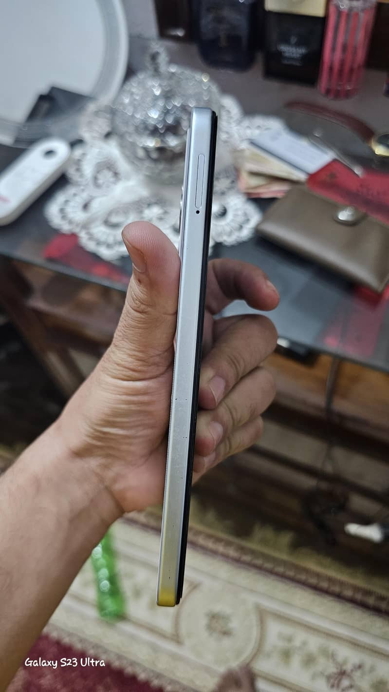 Tecno Spark 40 4
