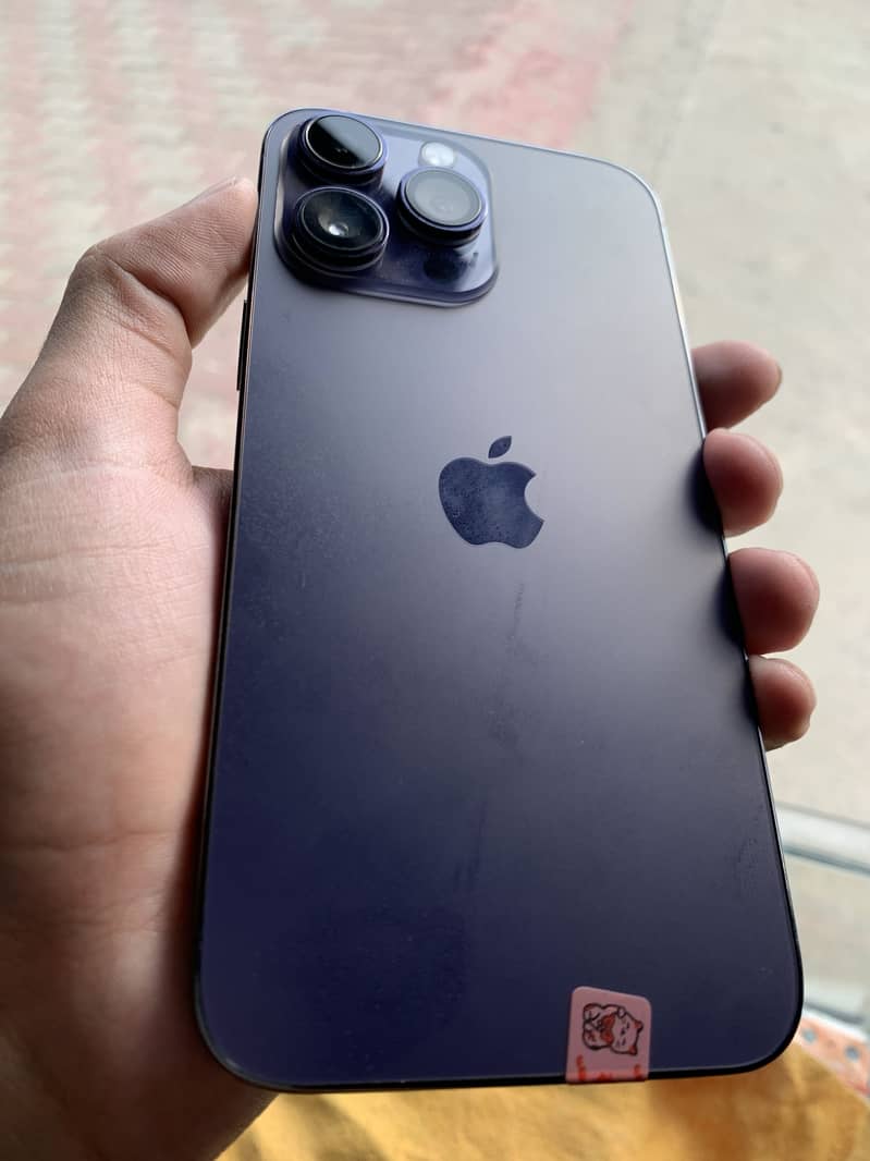 Apple iPhone 14 Pro Max 1