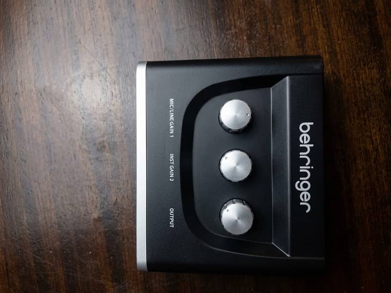 Behringer UM2 U-Phoria Audio Interface 0