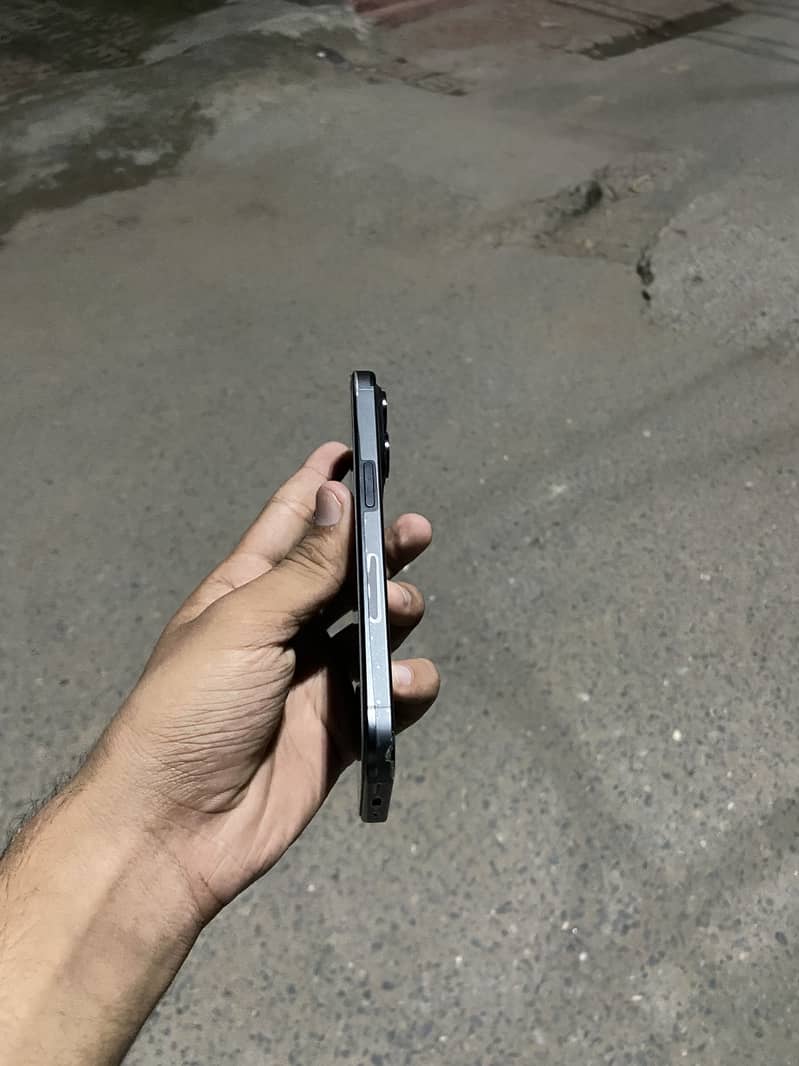 Apple iPhone 15 Pro 5