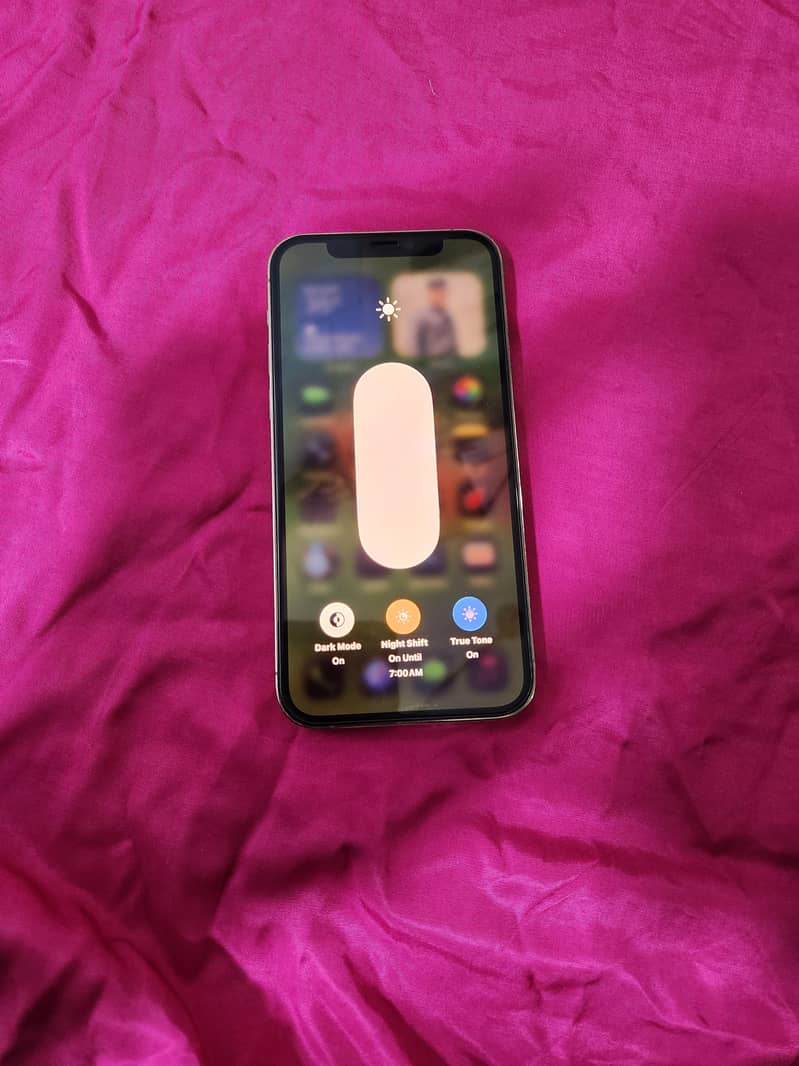Apple iPhone 12 Pro 2