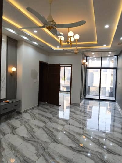 B17 block E Brand new  8 merla full house for Rent