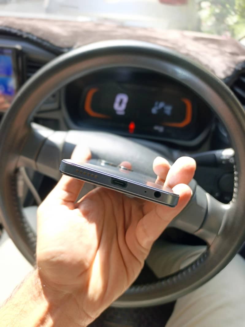 Tecno Spark 20C 2