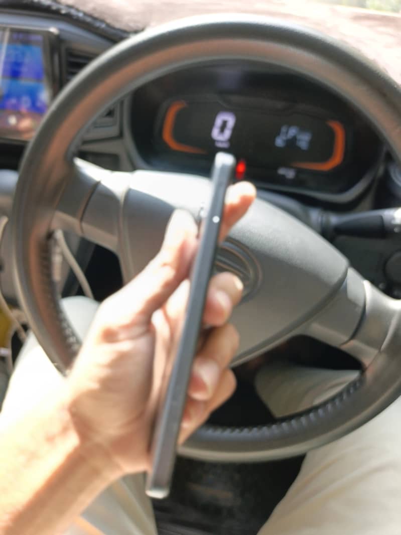 Tecno Spark 20C 3