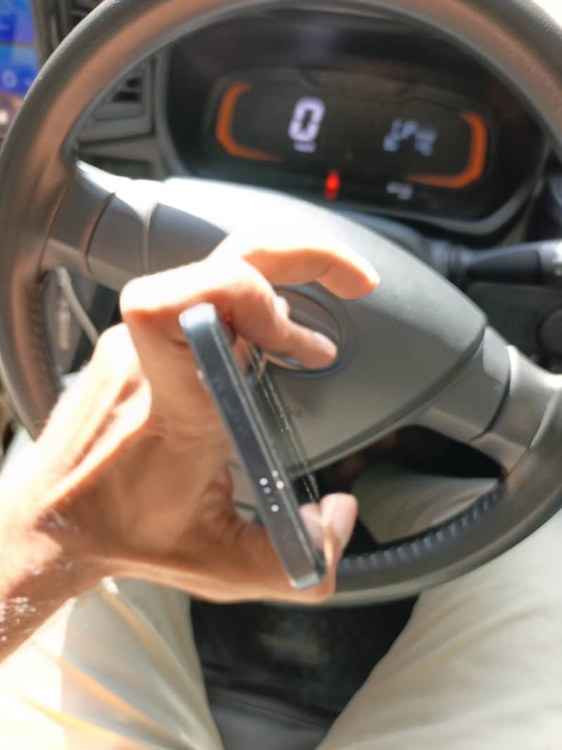 Tecno Spark 20C 4