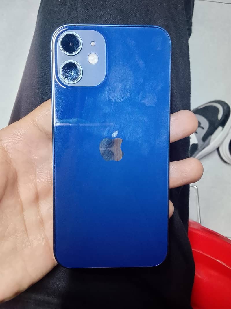 Apple iPhone 12 mini 2