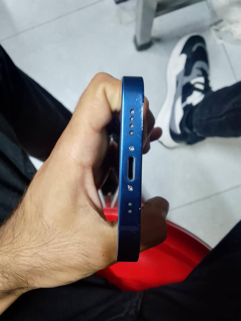 Apple iPhone 12 mini 5
