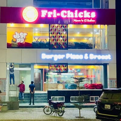  WELL-KNOWN RUNNING RESTAURANT FOR SALE — PARKVIEW CITY, LAHORE