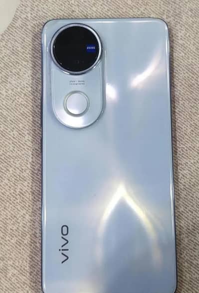 Vivo V50 12GB 512GB. with complete box