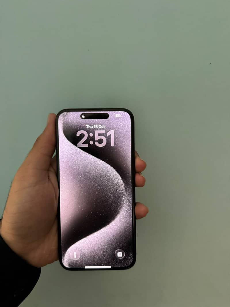 Apple iPhone 15 Pro Max 1