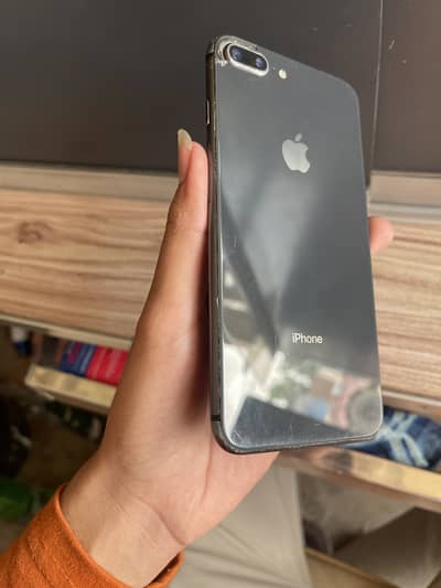 Apple iPhone 8 Plus