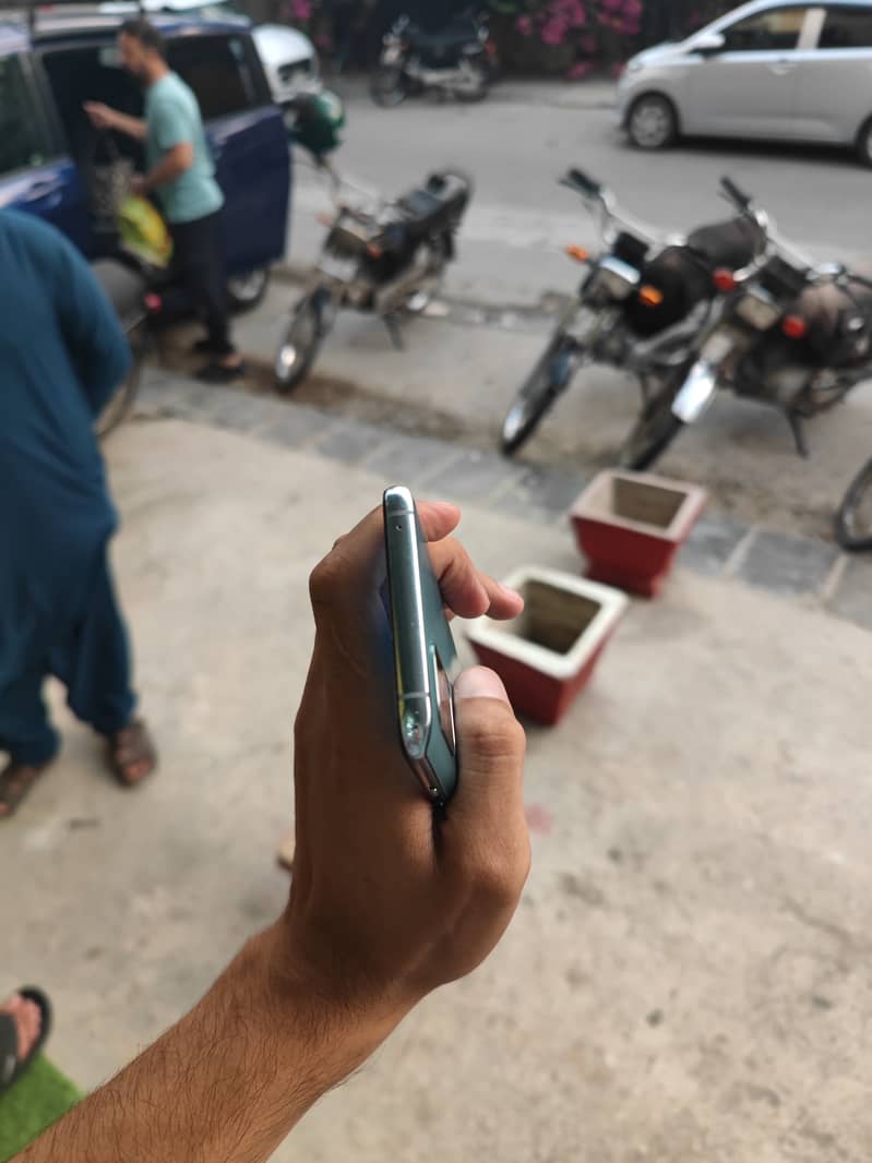 One Plus 8T 0