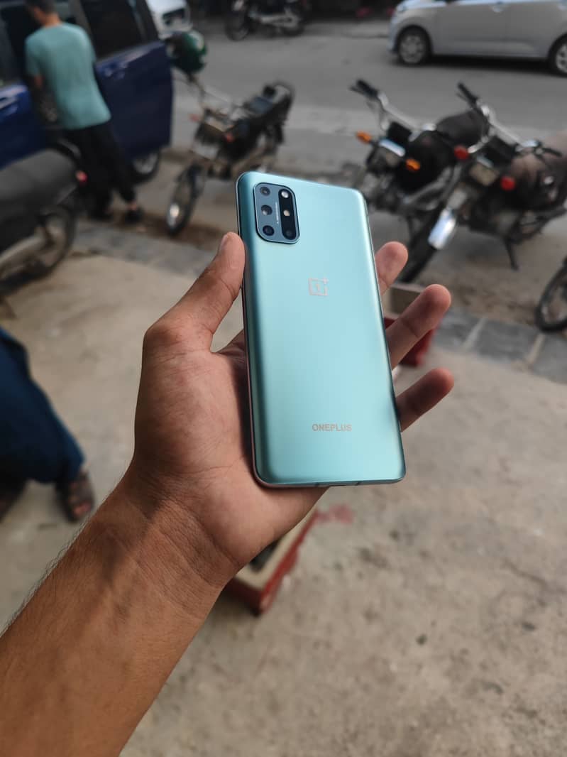 One Plus 8T 1