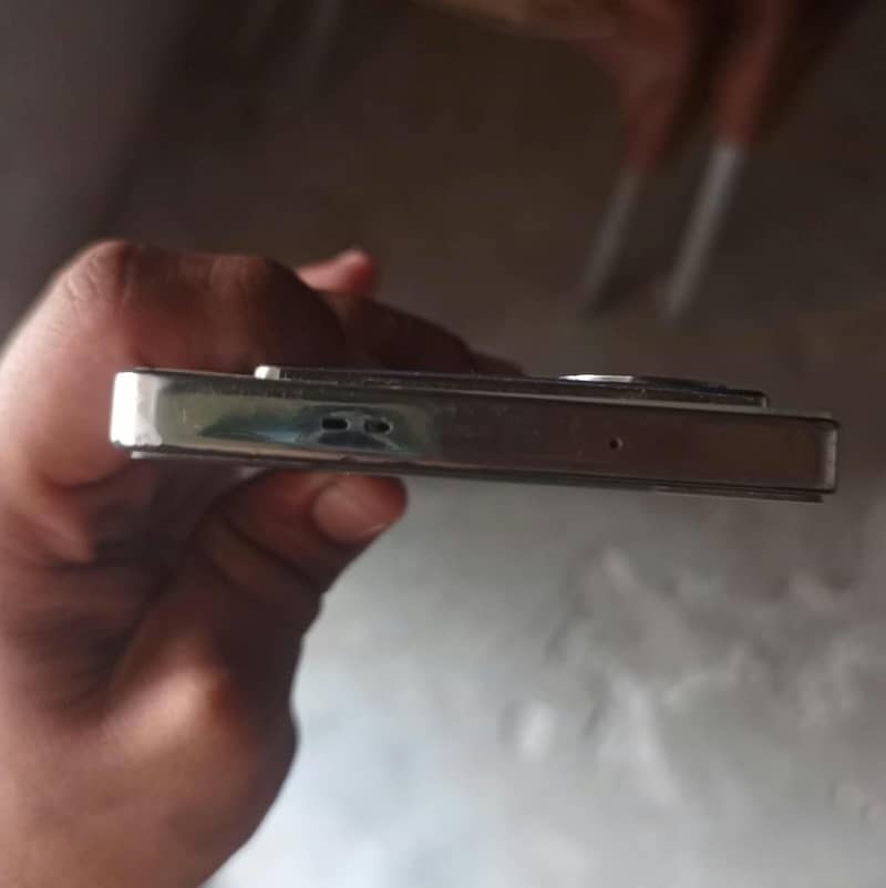 Infinix Note 40 6