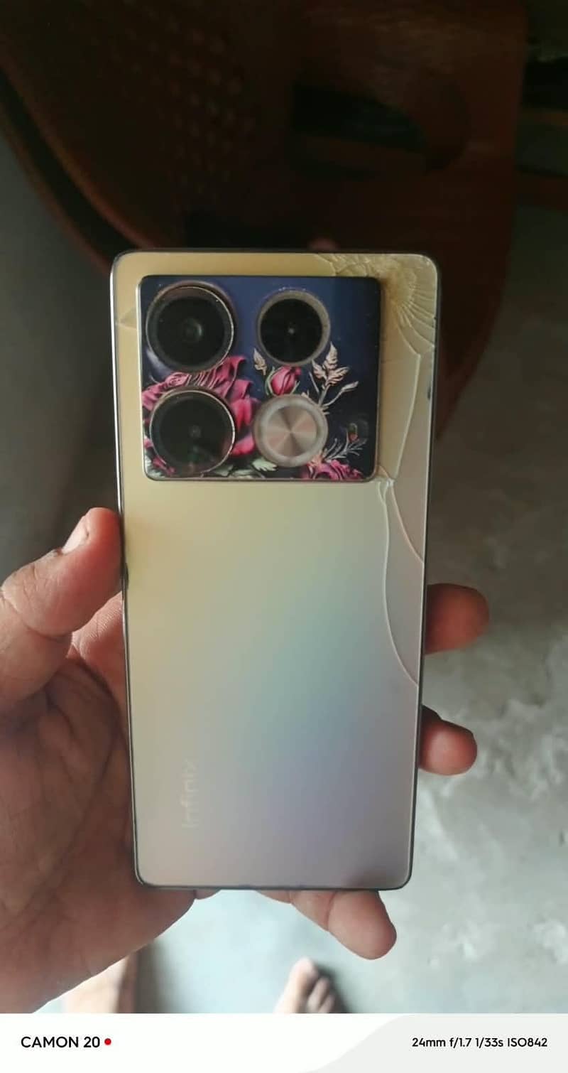 Infinix Note 40 7