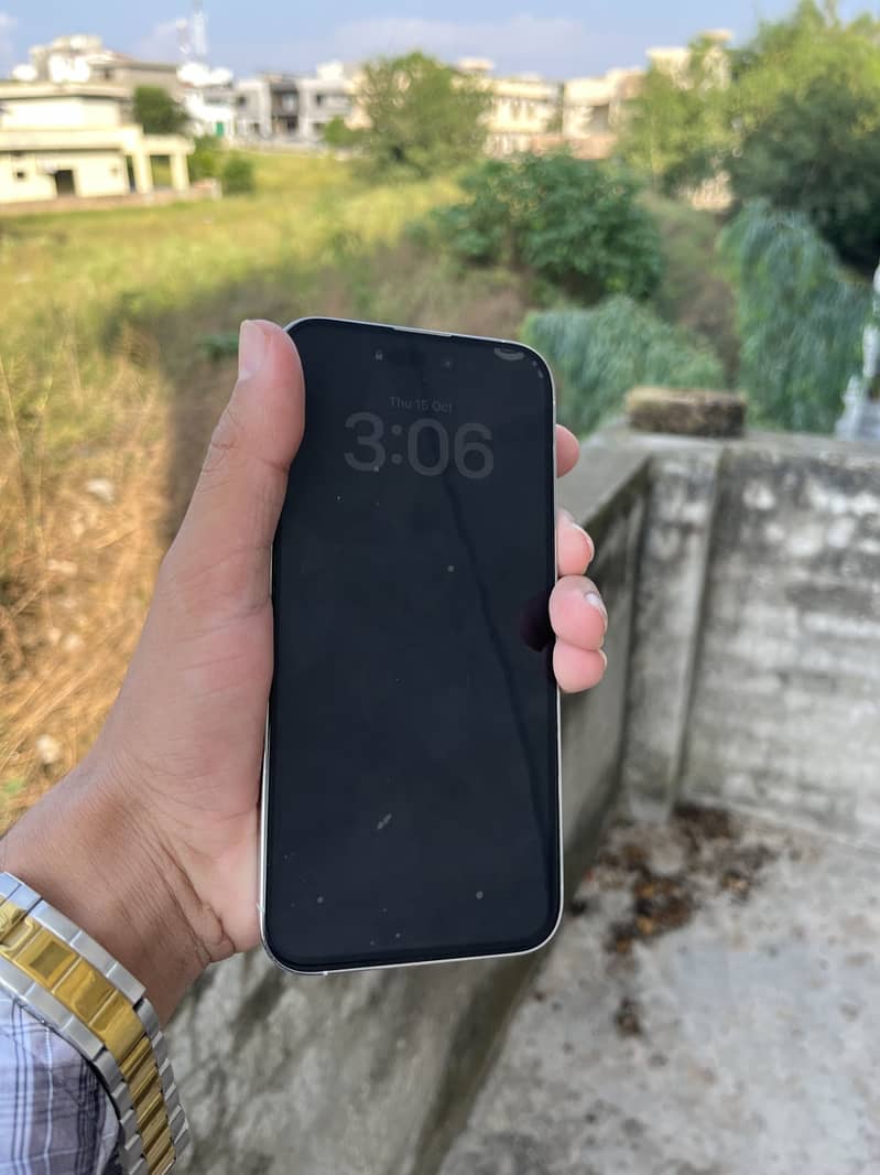 Apple iPhone 14 Pro Max 2