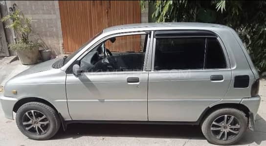 Daihatsu Cuore 2004