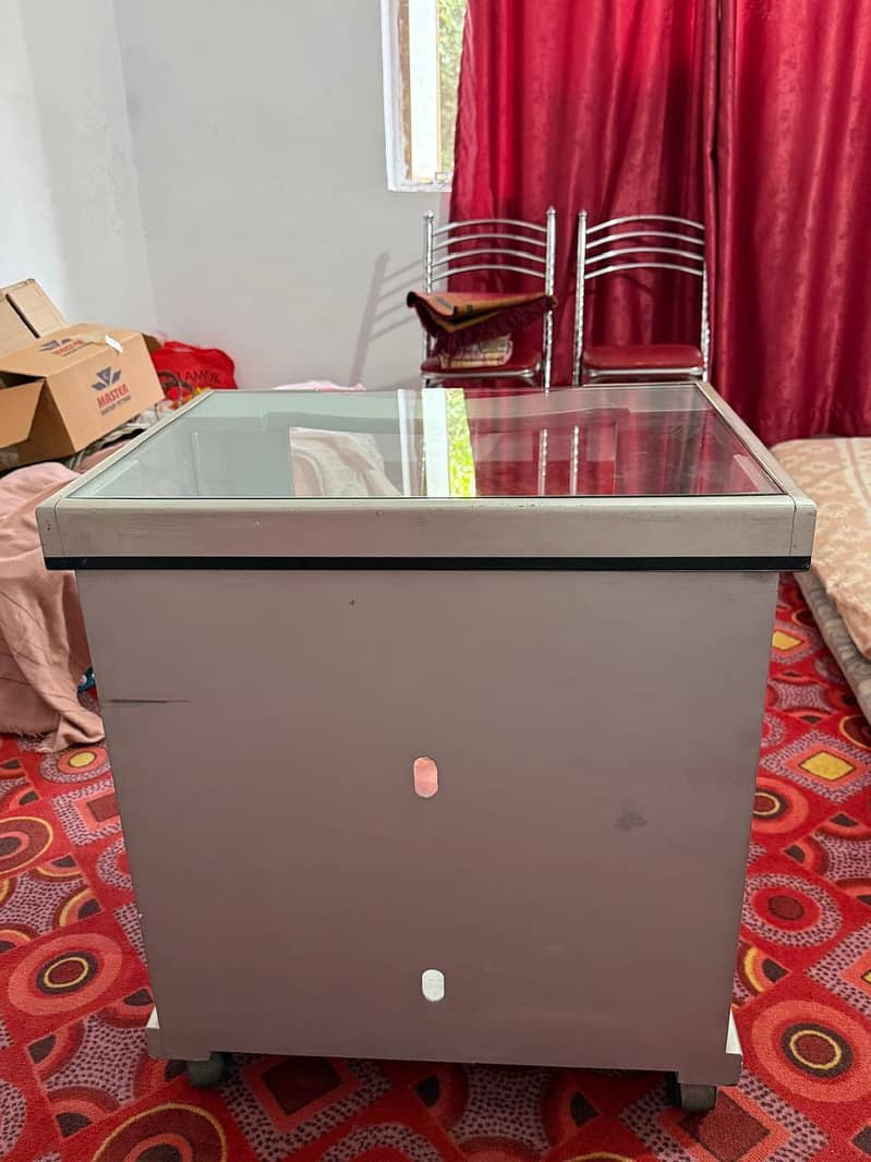 TV trolley 1