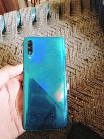 Samsung Mobile A30