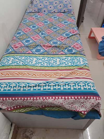 Single Bed with Spring Mattress for Sale