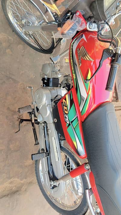 HONDA CD70 (2022model)
