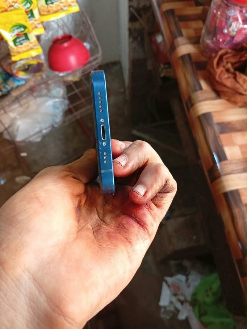 Iphone 12 3