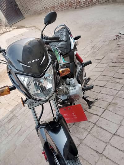 Honda cb 125 f