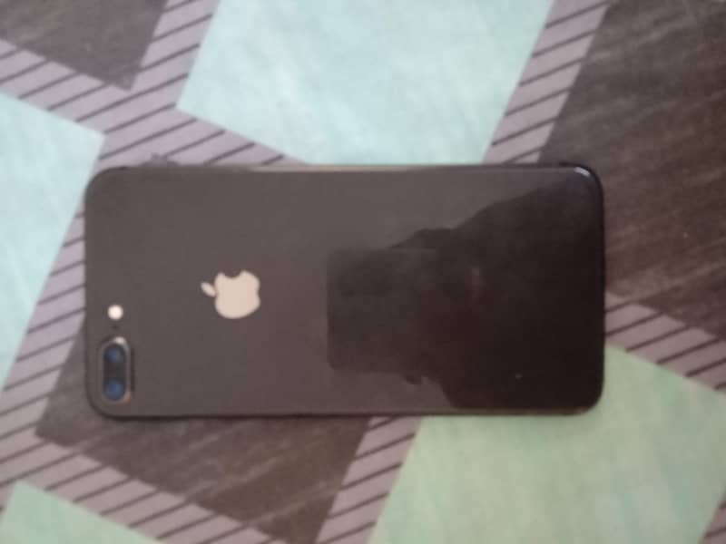 Apple iPhone 8 Plus 7