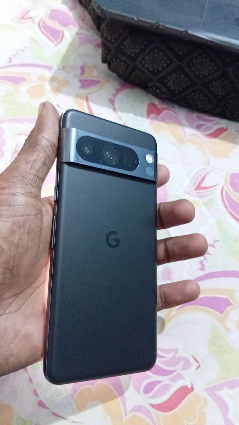 Google Pixel 8 Pro 0