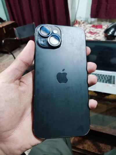 Apple iPhone 15