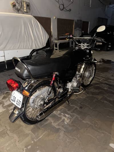 Honda CD 70 Boss Model 100 Average Petrol/Litre