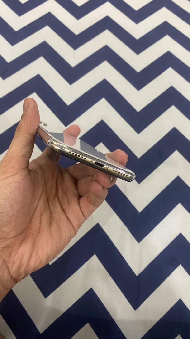 Cleanest Apple iPhone X 1