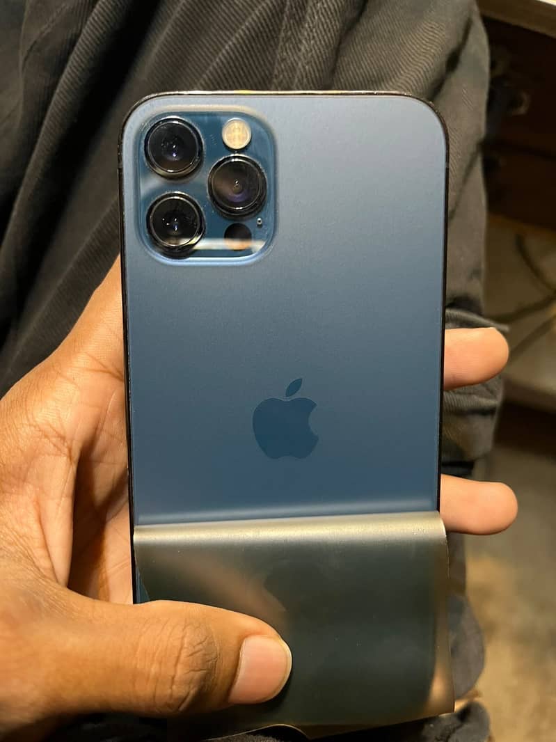Apple iPhone 12 Pro 6