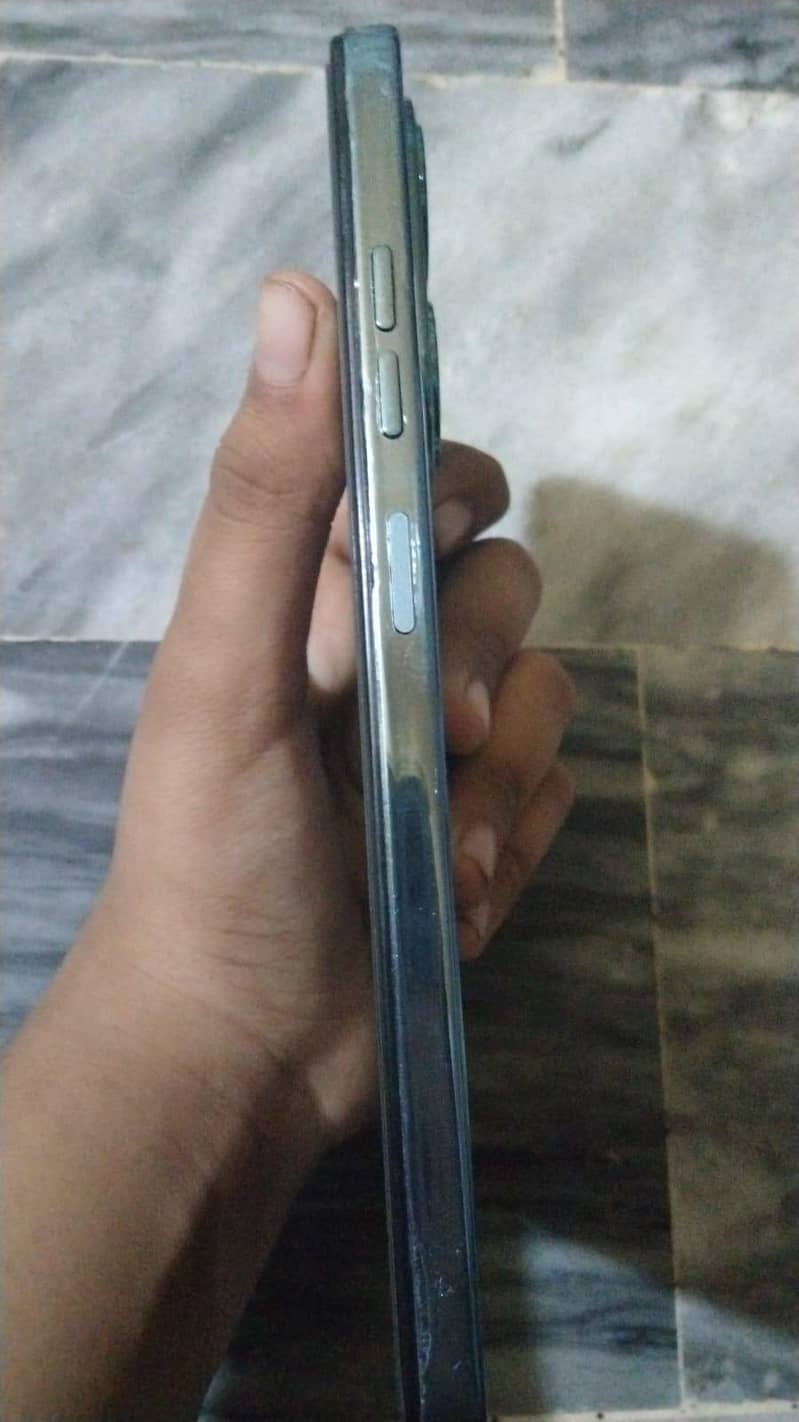 Tecno Spark 20 3