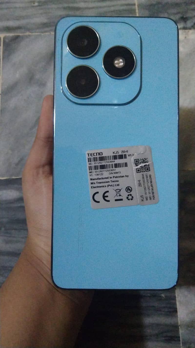 Tecno Spark 20 4