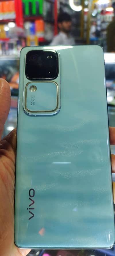 Vivo V30 12/256