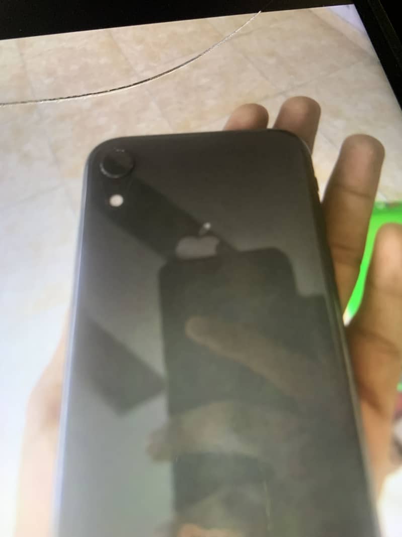 Apple iPhone XR 3