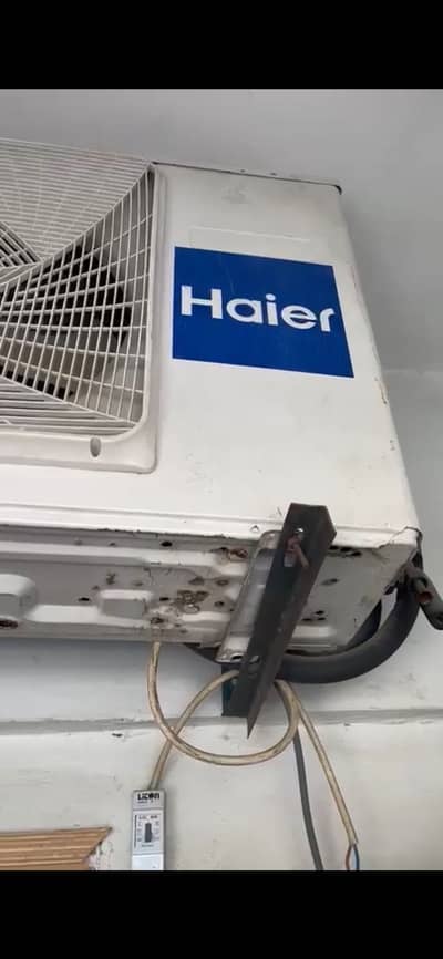 Used 1.5 ton inverter split haier