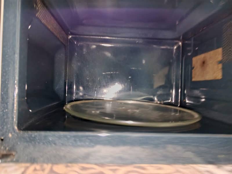 Dawlance microwave 4