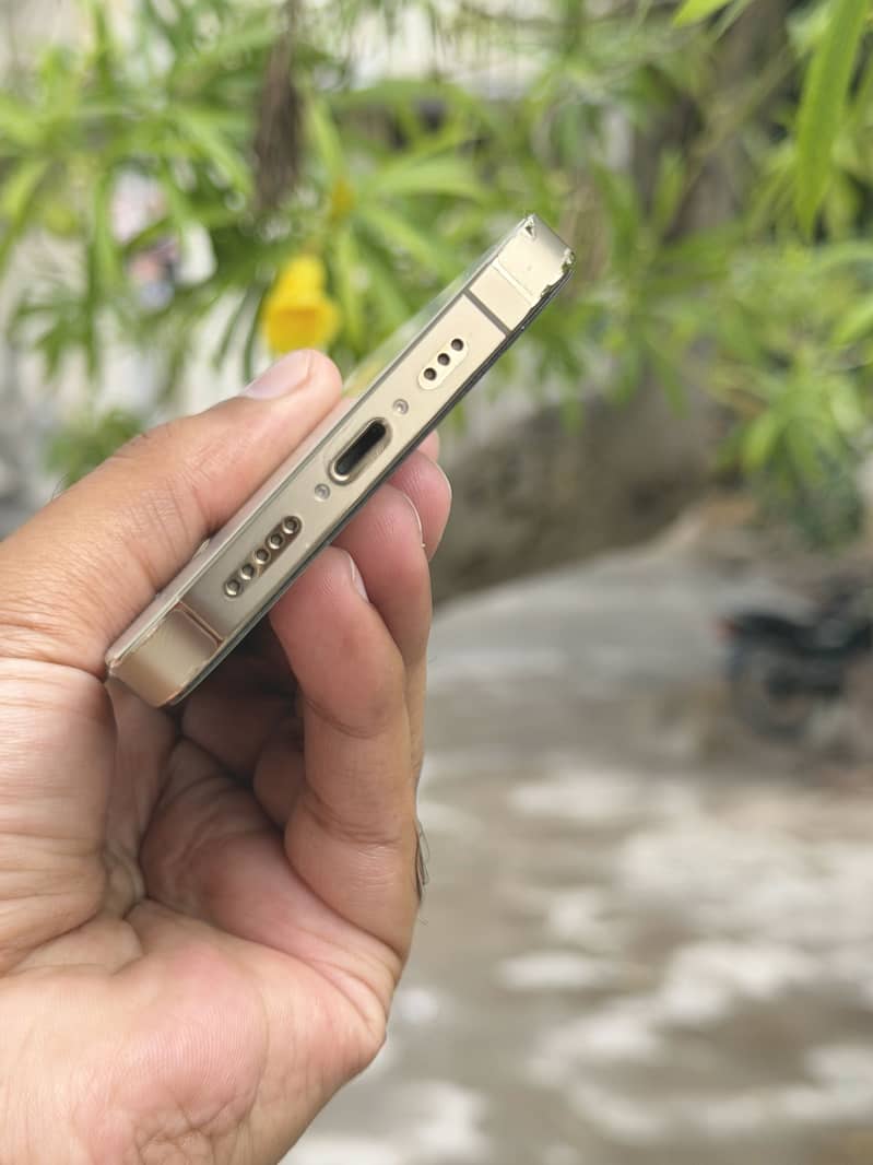 Apple iPhone 13 Pro 5