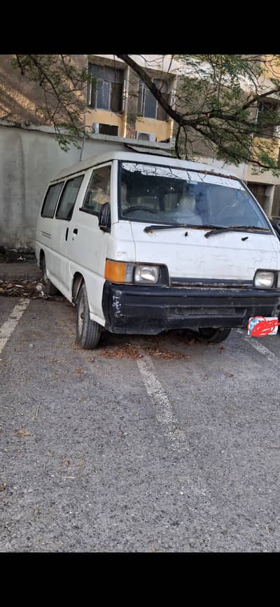 Misbushi van L300
