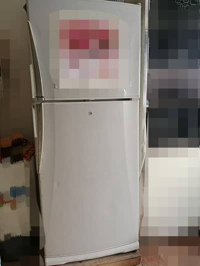 good condition fridge price is negotiable