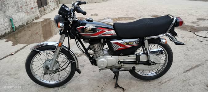 Honda 125 2024 Model 10/10 Condesan Lahore rajestar