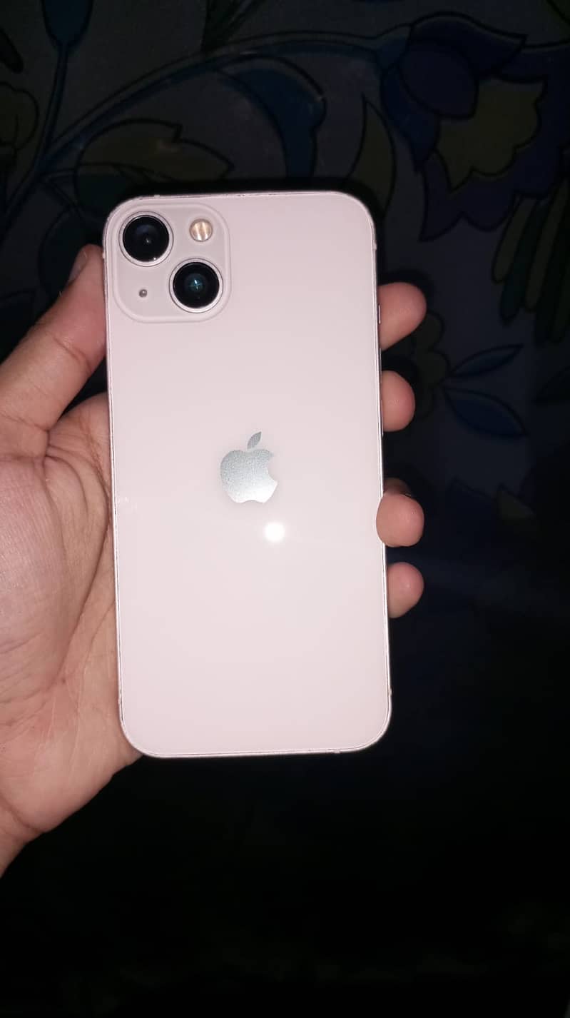 Apple iPhone 13 1