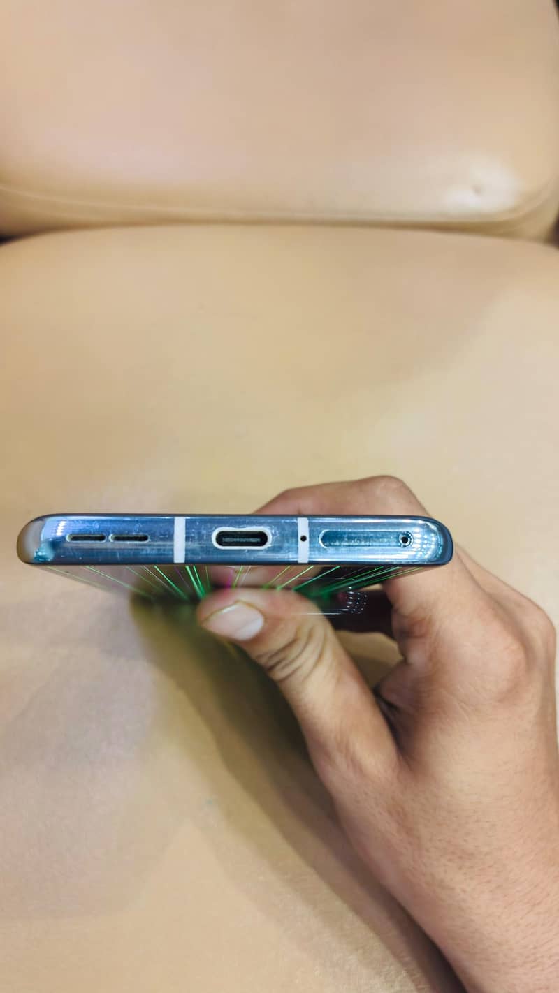 One Plus 9 Pro 4