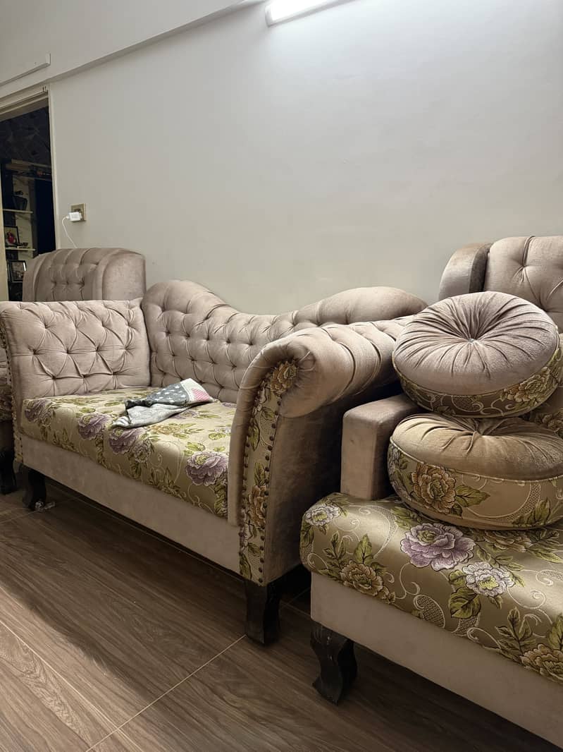 Sofa set 4