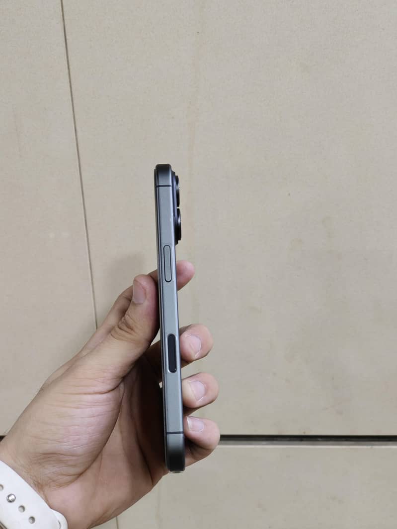 Apple iPhone 17 0