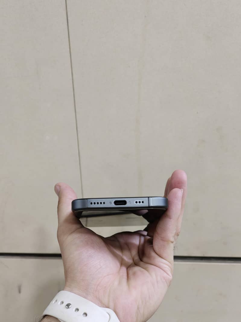 Apple iPhone 17 1